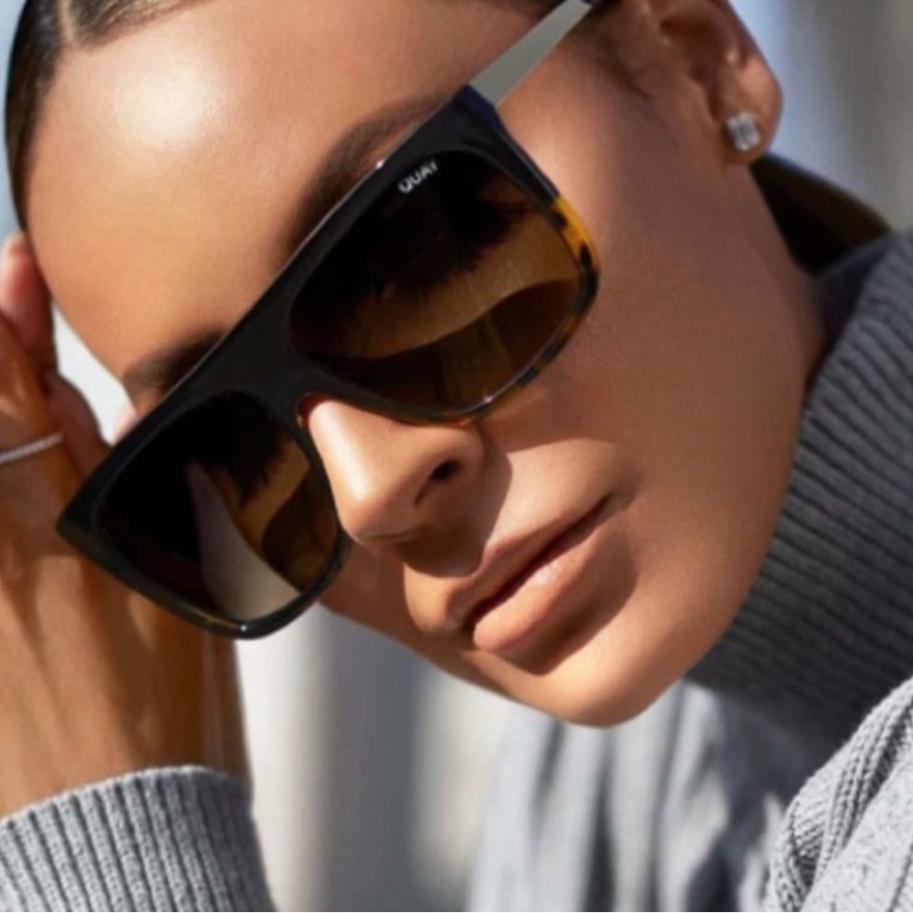 ‼️SOLD‼️ Quay Australia x Desi Perkins OTL II tortoise fade sunglasses